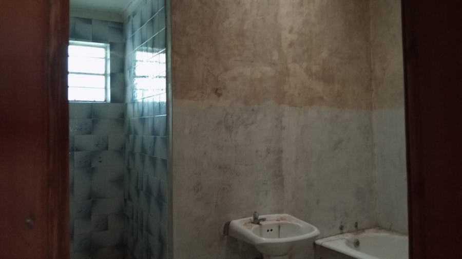 5 Bedroom Property for Sale in Waverley Free State